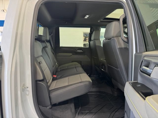 Used 2024 Chevrolet Silverado 2500 ZR2 w/ Technology Package AWD/4WD image 15