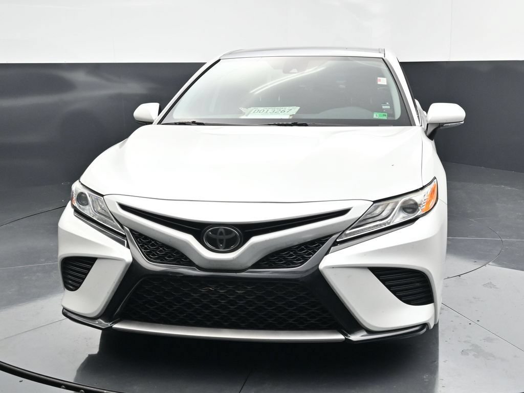 Used 2020 Toyota Camry XSE w/ Cold Weather Package AWD/4WD image 3