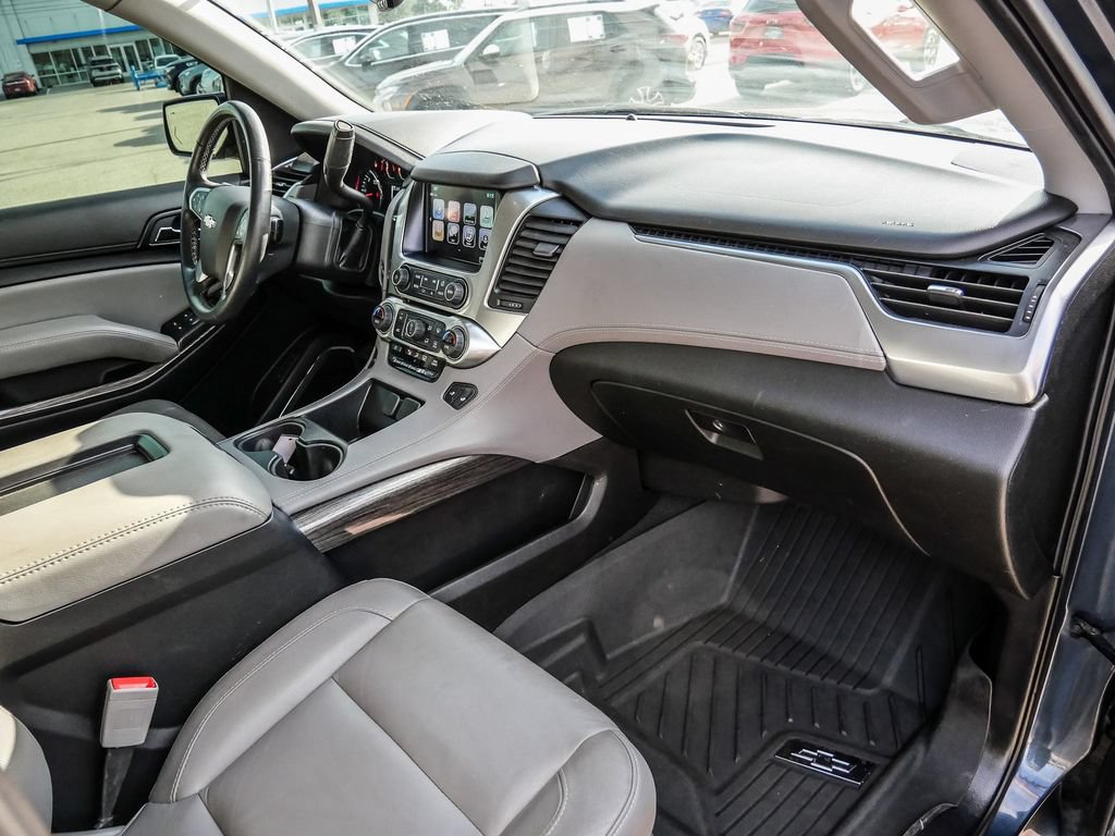 Used 2020 Chevrolet Tahoe LT w/ Luxury Package RWD image 72