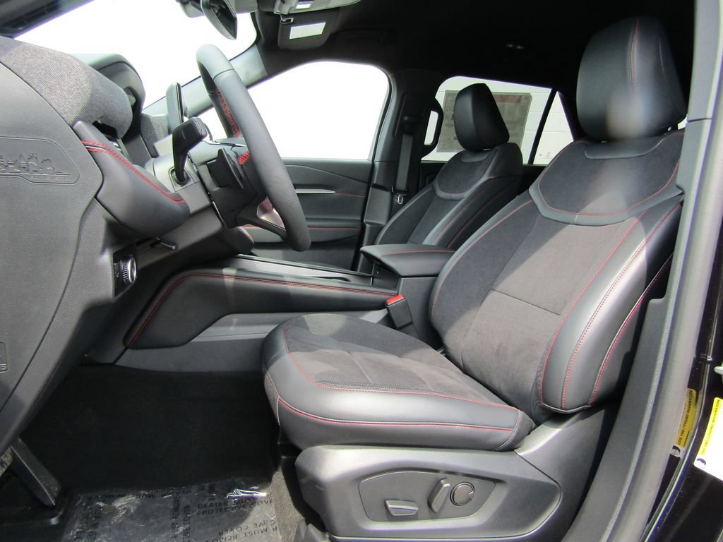 New 2026 Ford Explorer ST AWD/4WD image 3