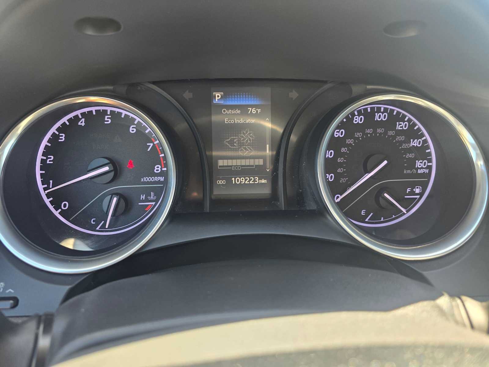 Used 2018 Toyota Camry LE FWD image 25