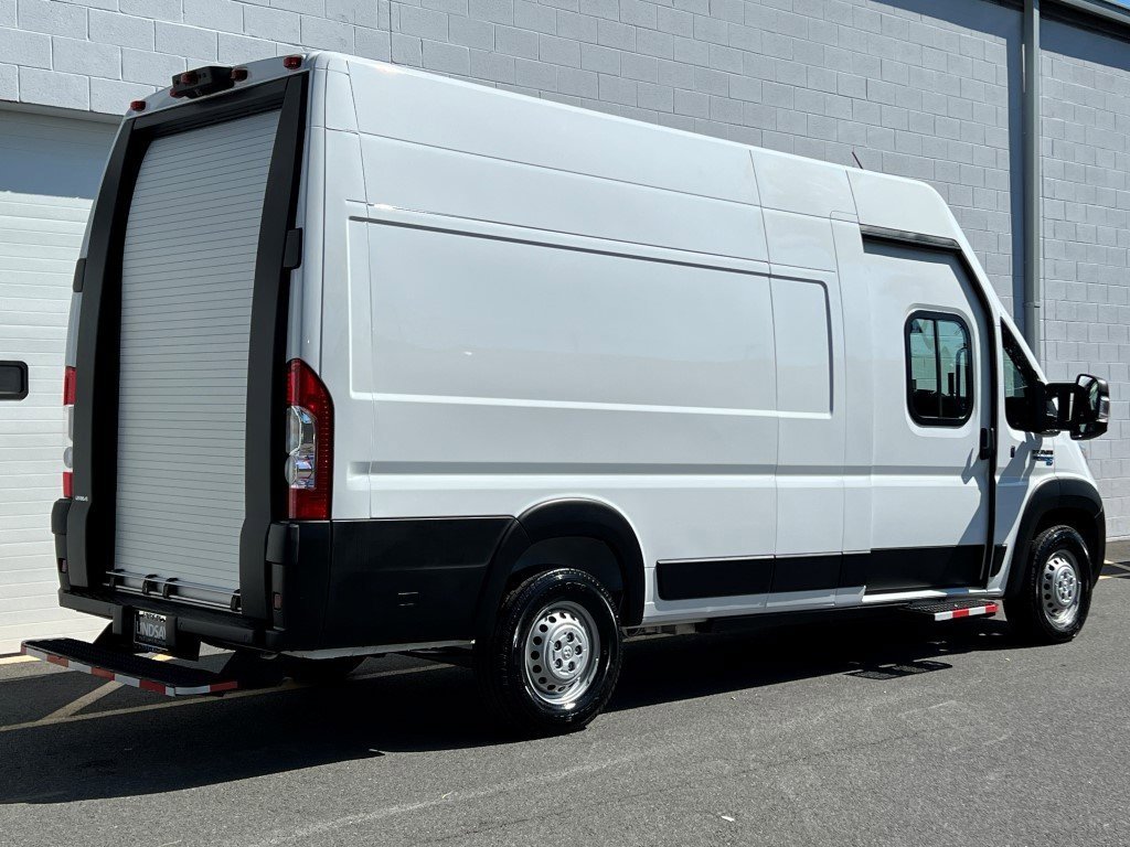 Used 2024 RAM ProMaster 3500 w/ Delivery Van Package image 4