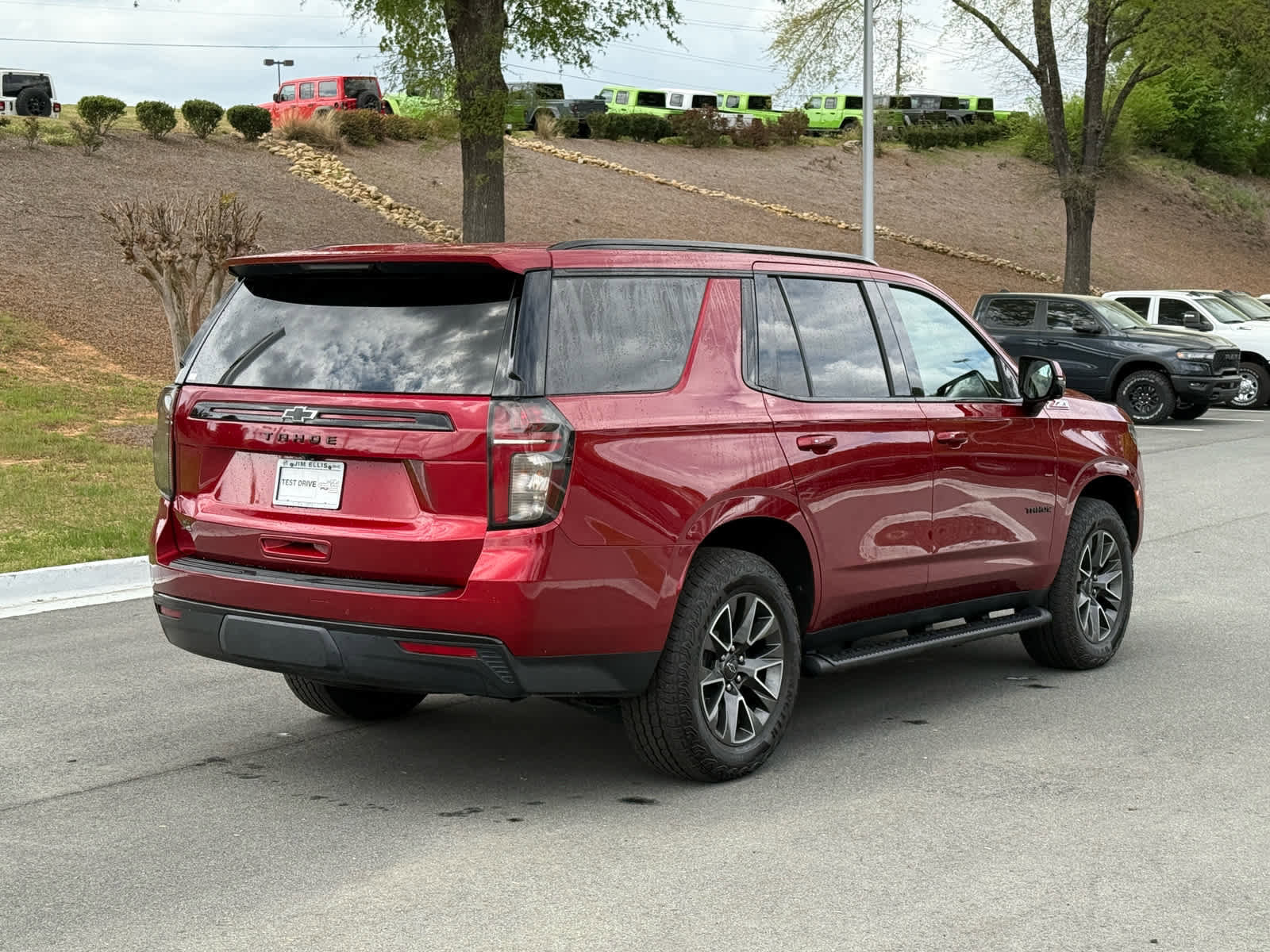 Used 2023 Chevrolet Tahoe Z71 w/ Luxury Package image 5