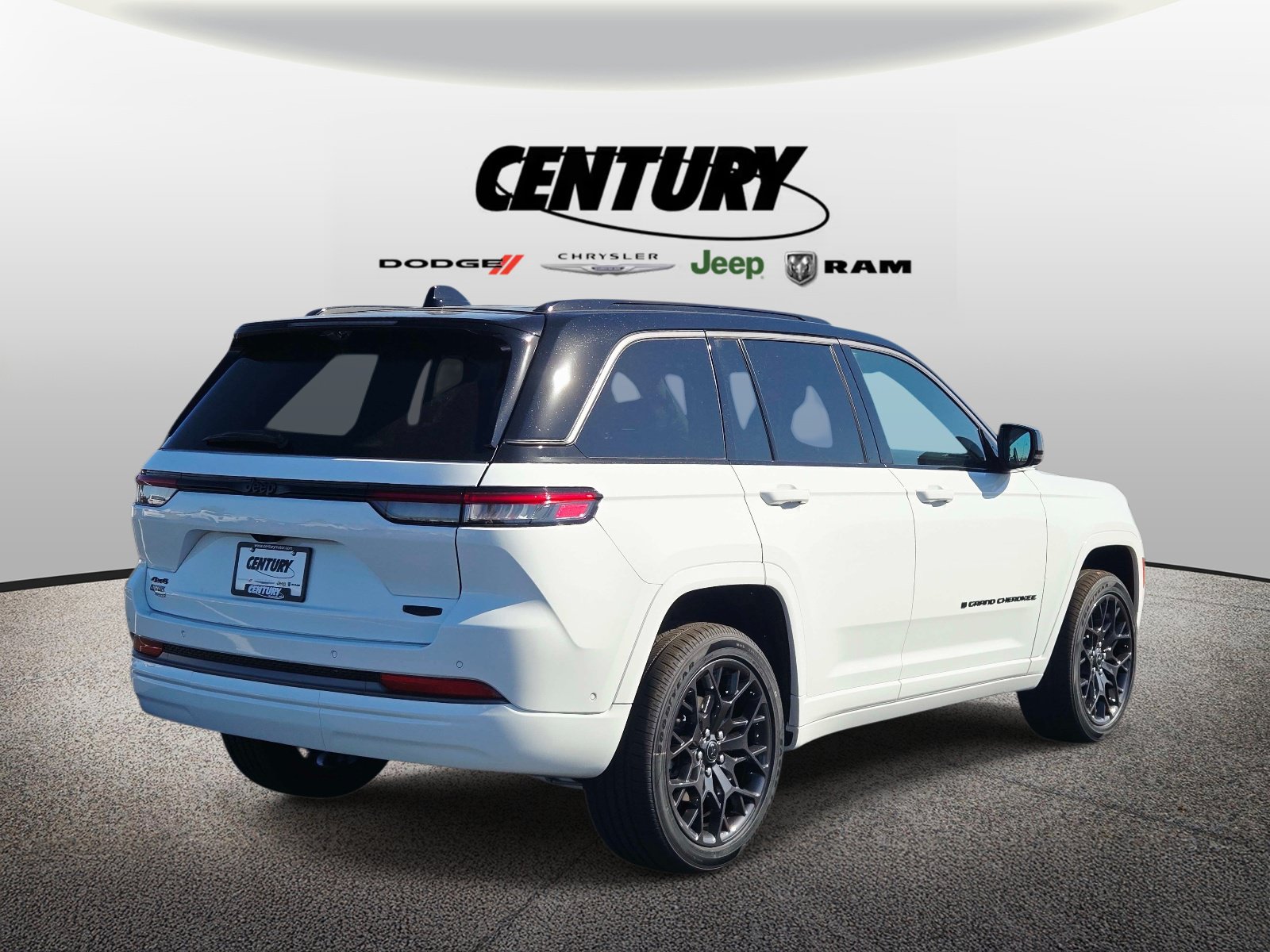 New 2027 Jeep Grand Cherokee Summit AWD/4WD image 4