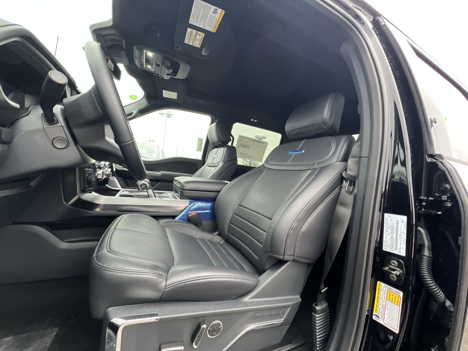 New 2025 Ford F150 Platinum w/ Equipment Group 702A High image 13