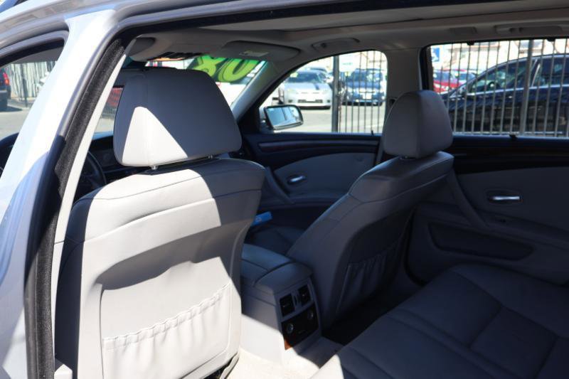 Used 2008 BMW 535xi Wagon w/ Premium Pkg image 23