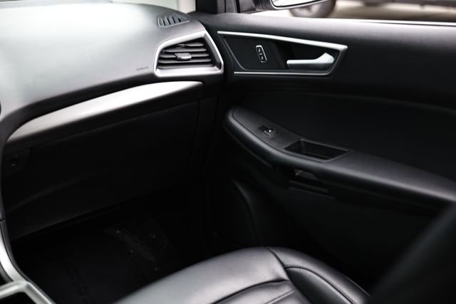 Used 2024 Ford Edge SEL AWD/4WD image 28