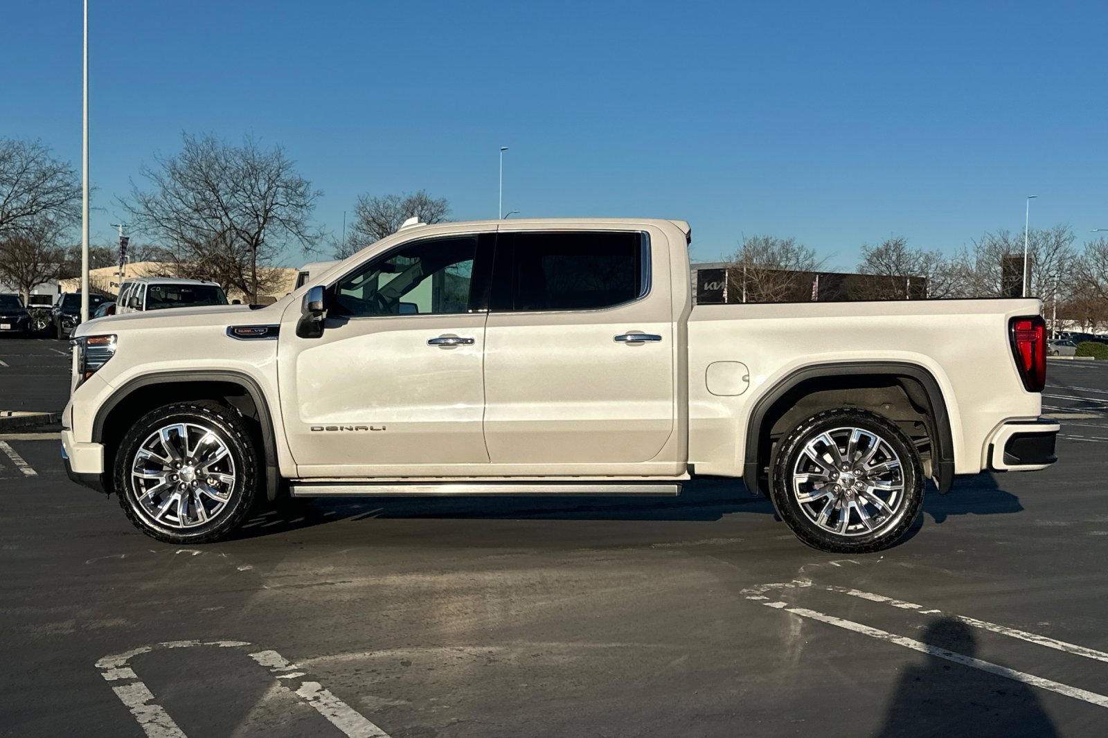Used 2023 GMC Sierra 1500 Denali w/ Denali Reserve Package image 7