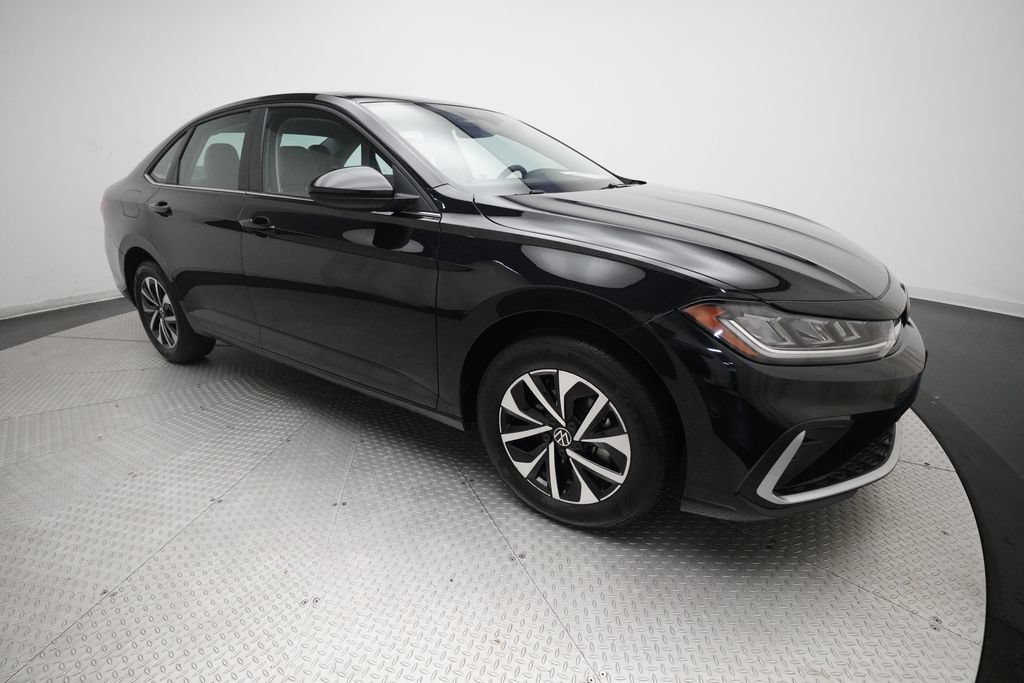 Used 2025 Volkswagen Jetta S FWD image 33