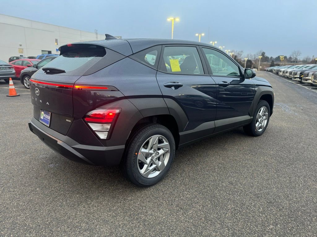 New 2026 Hyundai Kona SE image 3