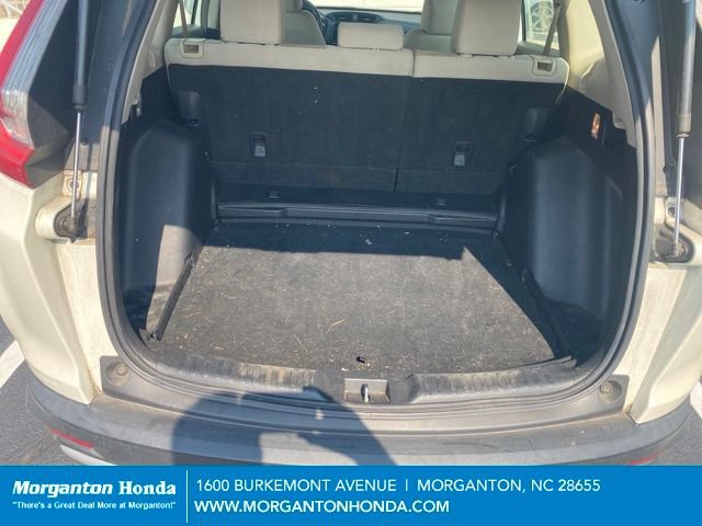 Used 2017 Honda CR-V LX image 7