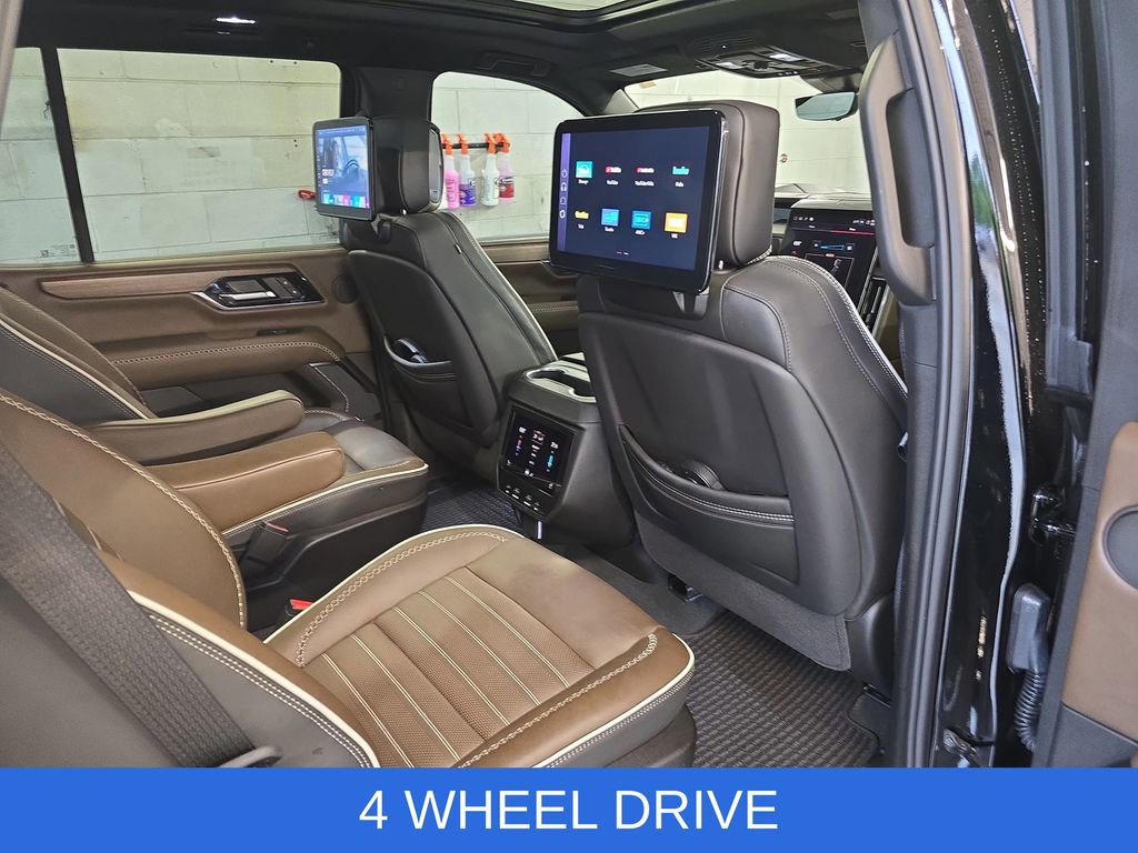 Used 2025 GMC Yukon Denali Ultimate AWD/4WD image 12