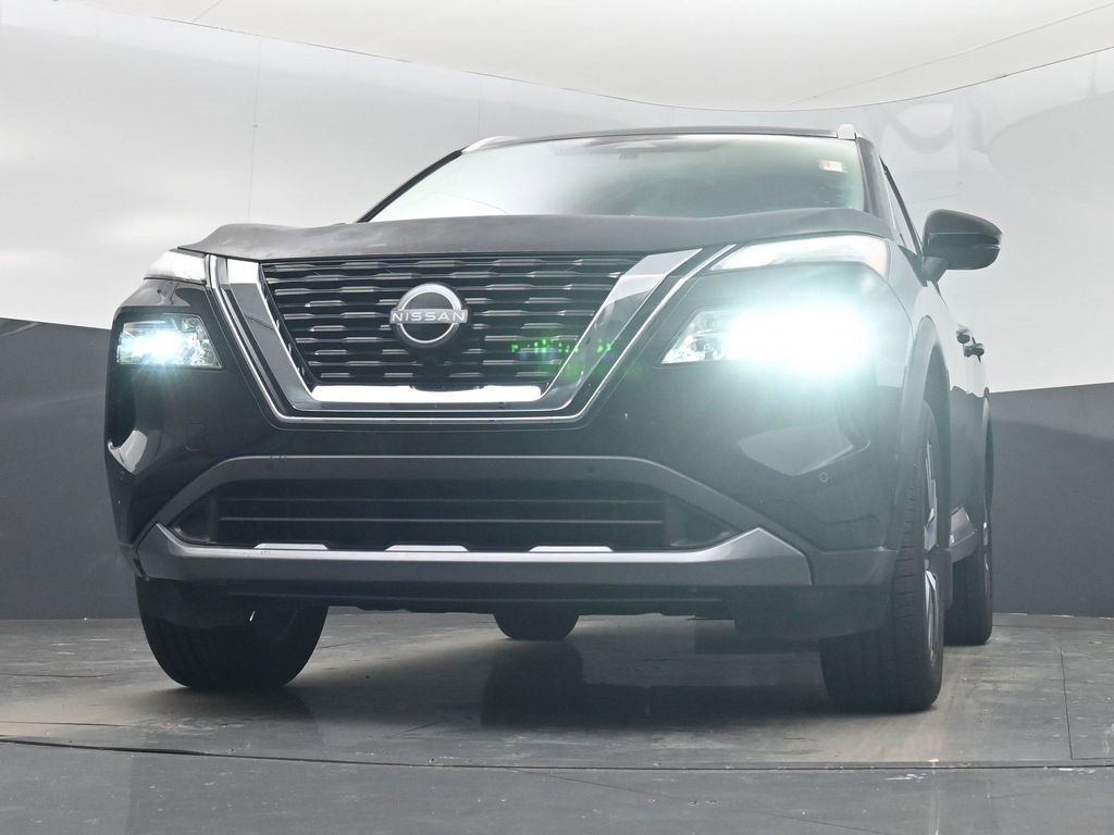 Used 2023 Nissan Rogue SL w/ SL Premium Package image 46