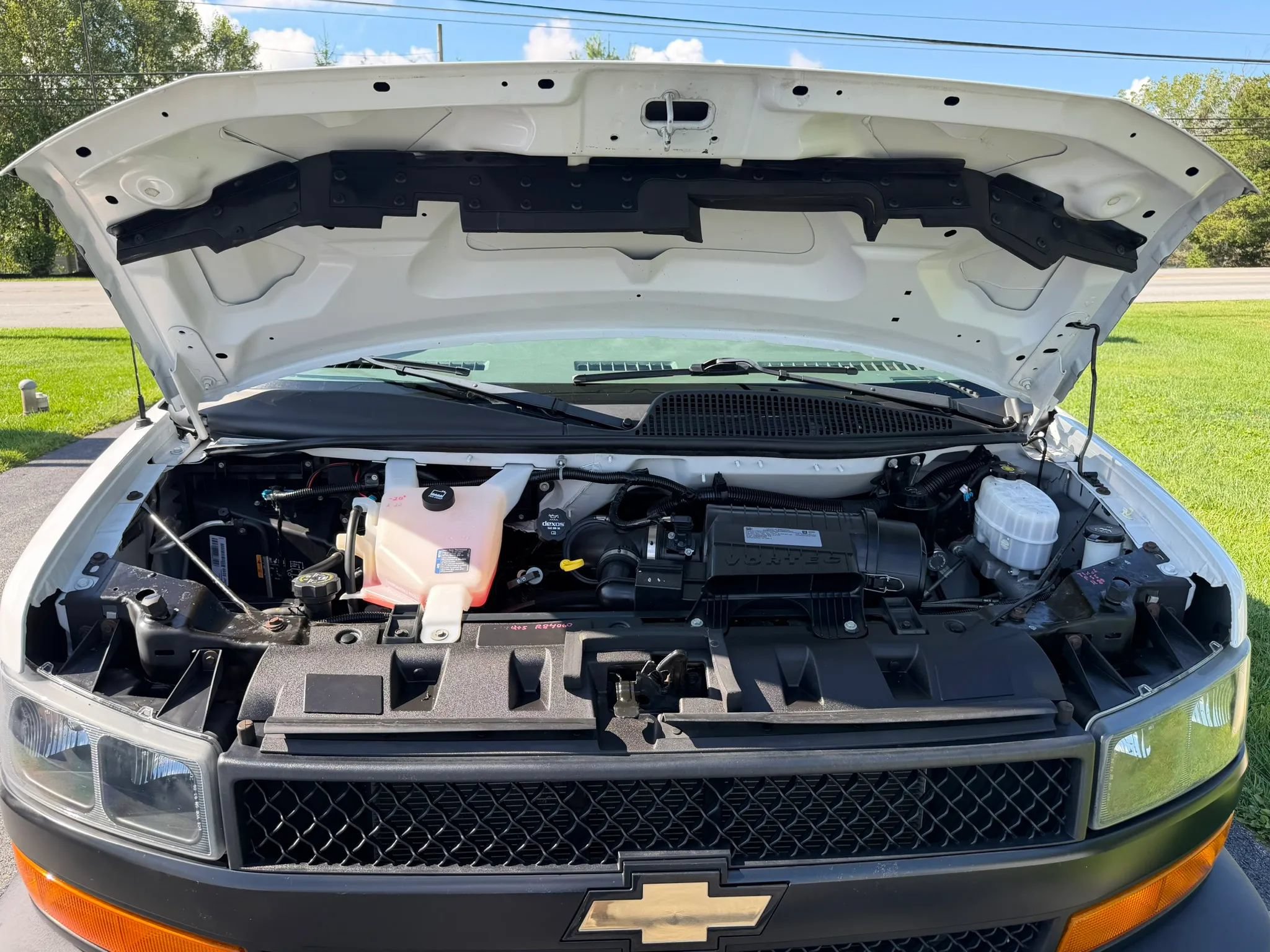 Used 2019 Chevrolet Express 2500 w/ Driver Convenience Package RWD image 47