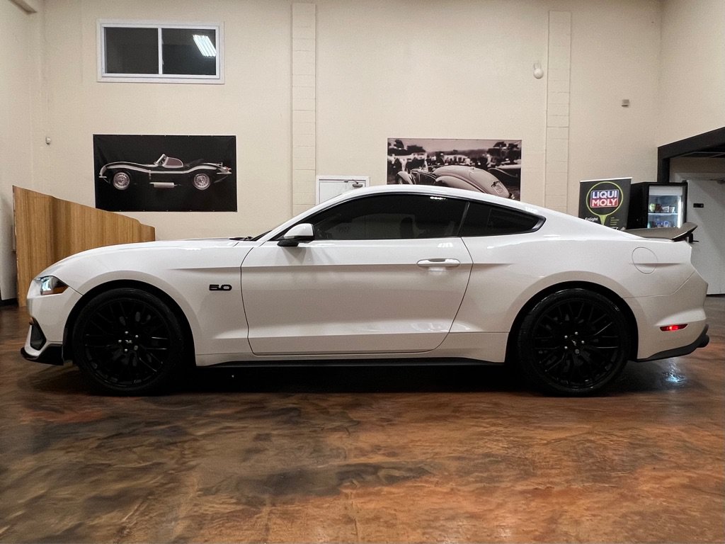 Used 2019 Ford Mustang GT Premium w/ Equipment Group 401A RWD image 6