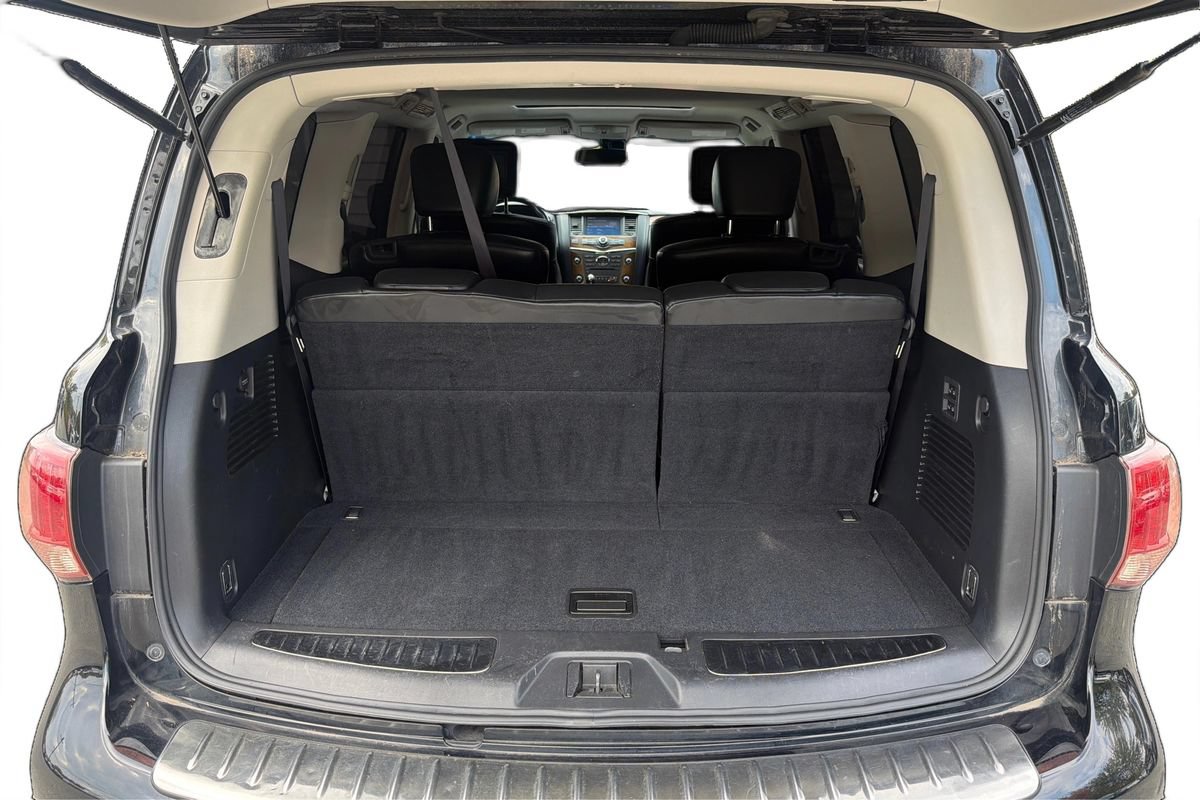 Used 2014 INFINITI QX80 4WD w/ Theater Package image 12