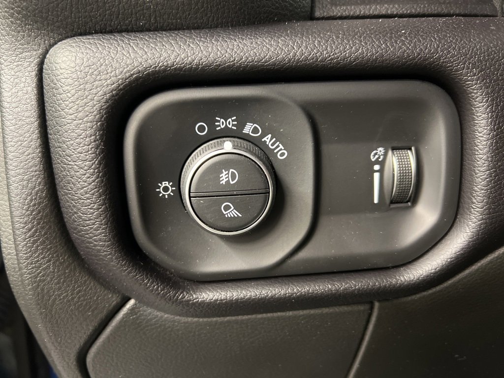 Used 2022 RAM 2500 Big Horn w/ Level C Equiment Group image 24