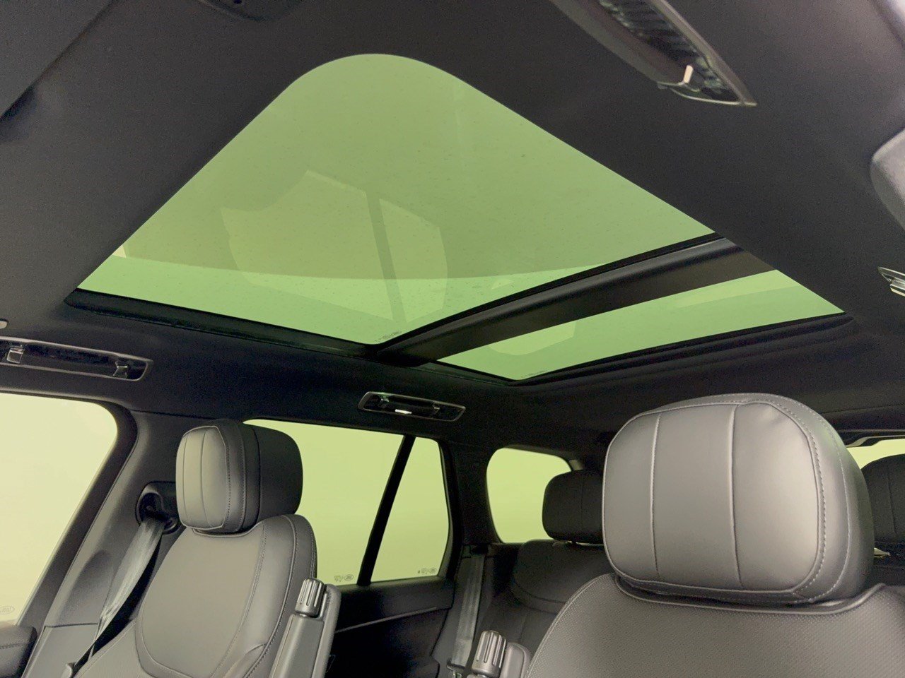 New 2027 Land Rover Range Rover SE AWD/4WD image 27