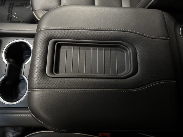 Used 2024 GMC Yukon XL SLT image 22