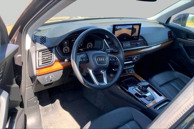 Used 2021 Audi Q5 2.0T Premium Plus w/ Premium Plus Package AWD/4WD image 14