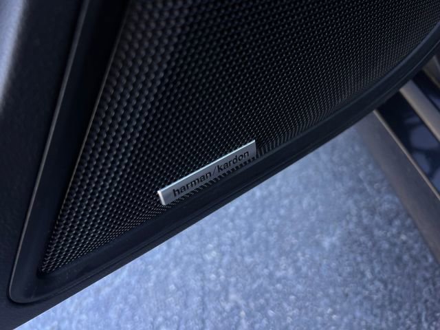 Used 2022 Subaru Legacy Limited image 12