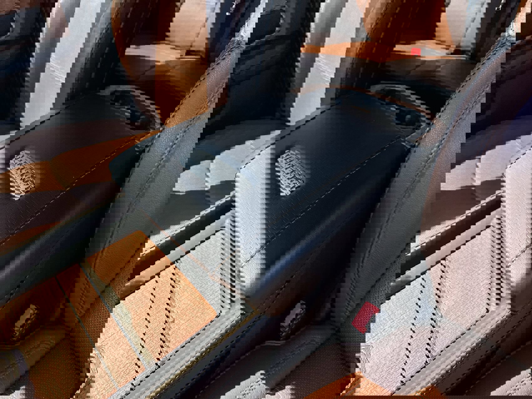 Used 2024 RAM 3500 Limited w/ Safety Group image 22