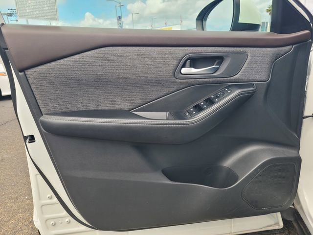 Used 2021 Nissan Rogue SV AWD/4WD image 18