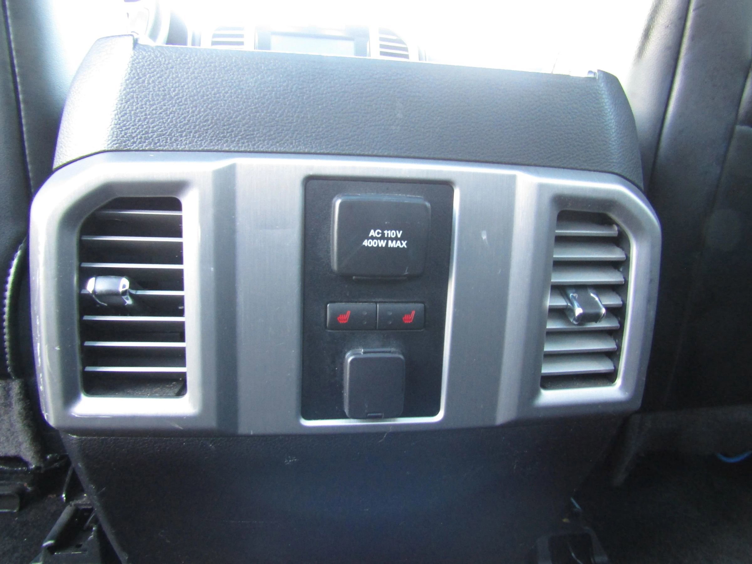 Used 2015 Ford F150 Platinum w/ Equipment Group 701A Luxury image 23