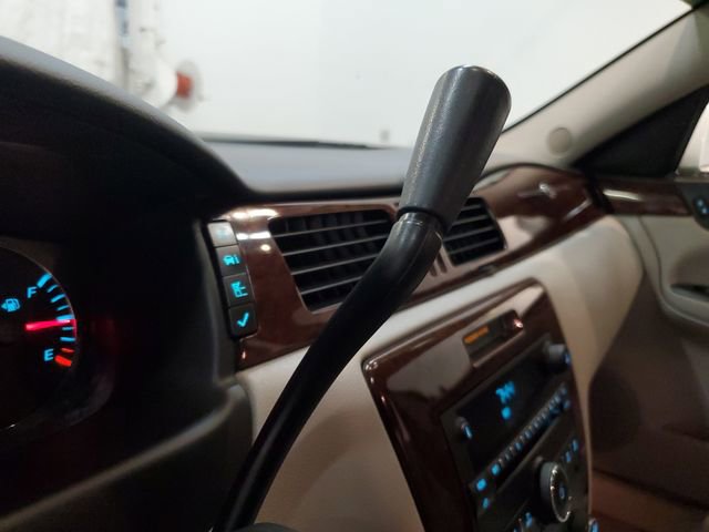 Used 2011 Chevrolet Impala LT image 25