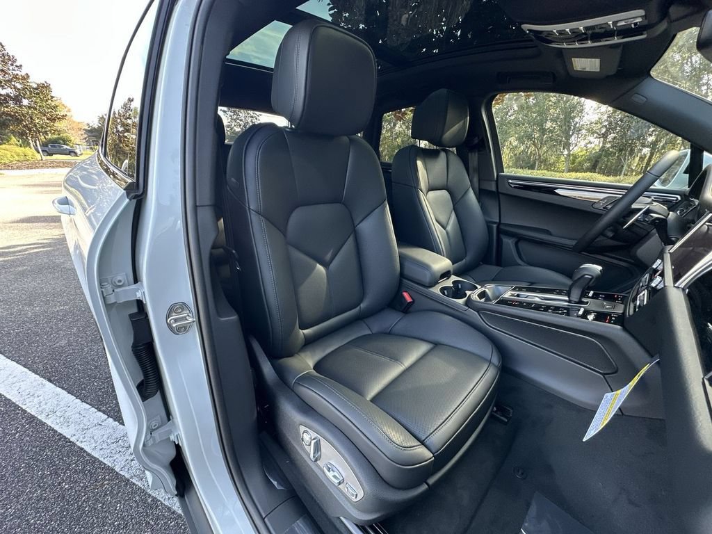 New 2026 Porsche Macan S AWD/4WD image 21