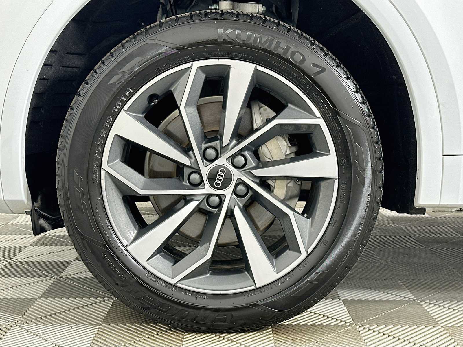 Certified 2023 Audi Q5 2.0T Premium Plus w/ Premium Plus Package AWD/4WD image 30