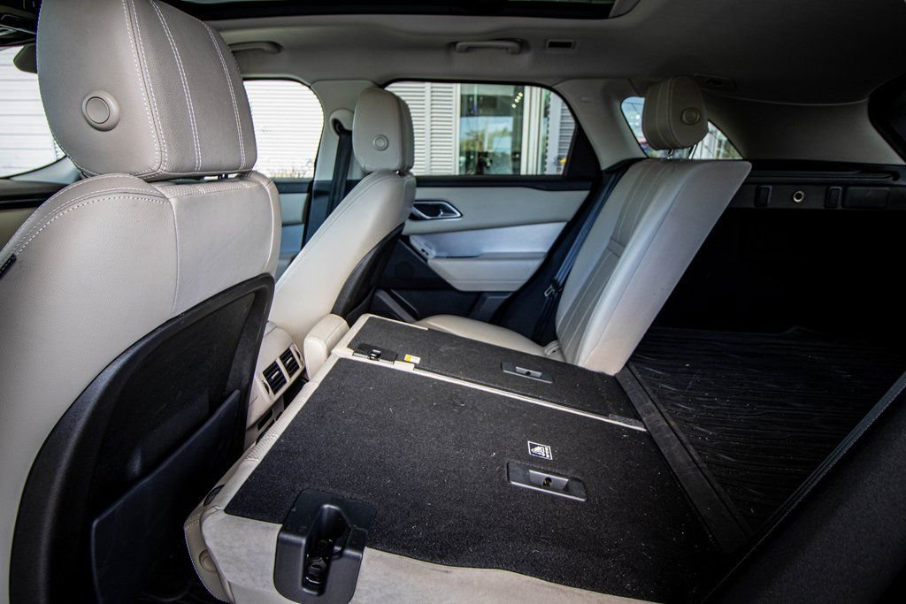Used 2020 Land Rover Range Rover Velar S image 44