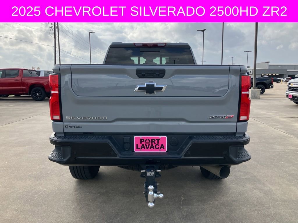 Used 2025 Chevrolet Silverado 2500 ZR2 w/ Technology Package image 6