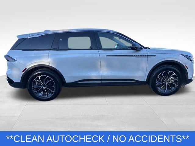 Certified 2025 Lincoln Nautilus Premier image 6