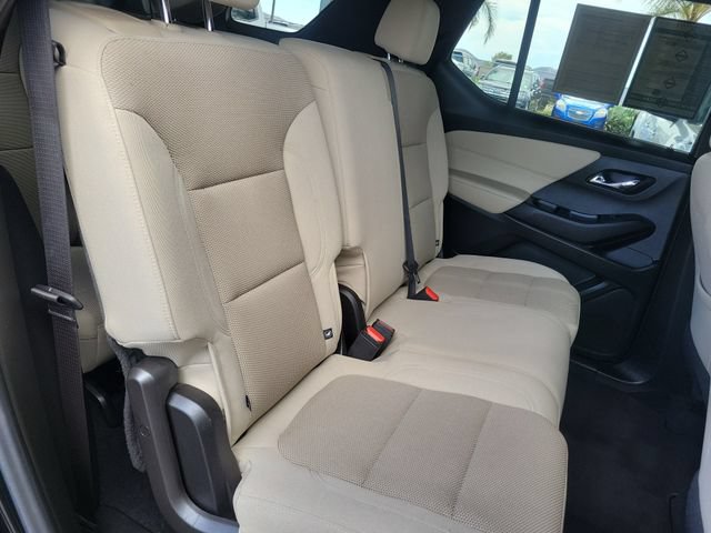 Used 2022 Chevrolet Traverse LS FWD image 26