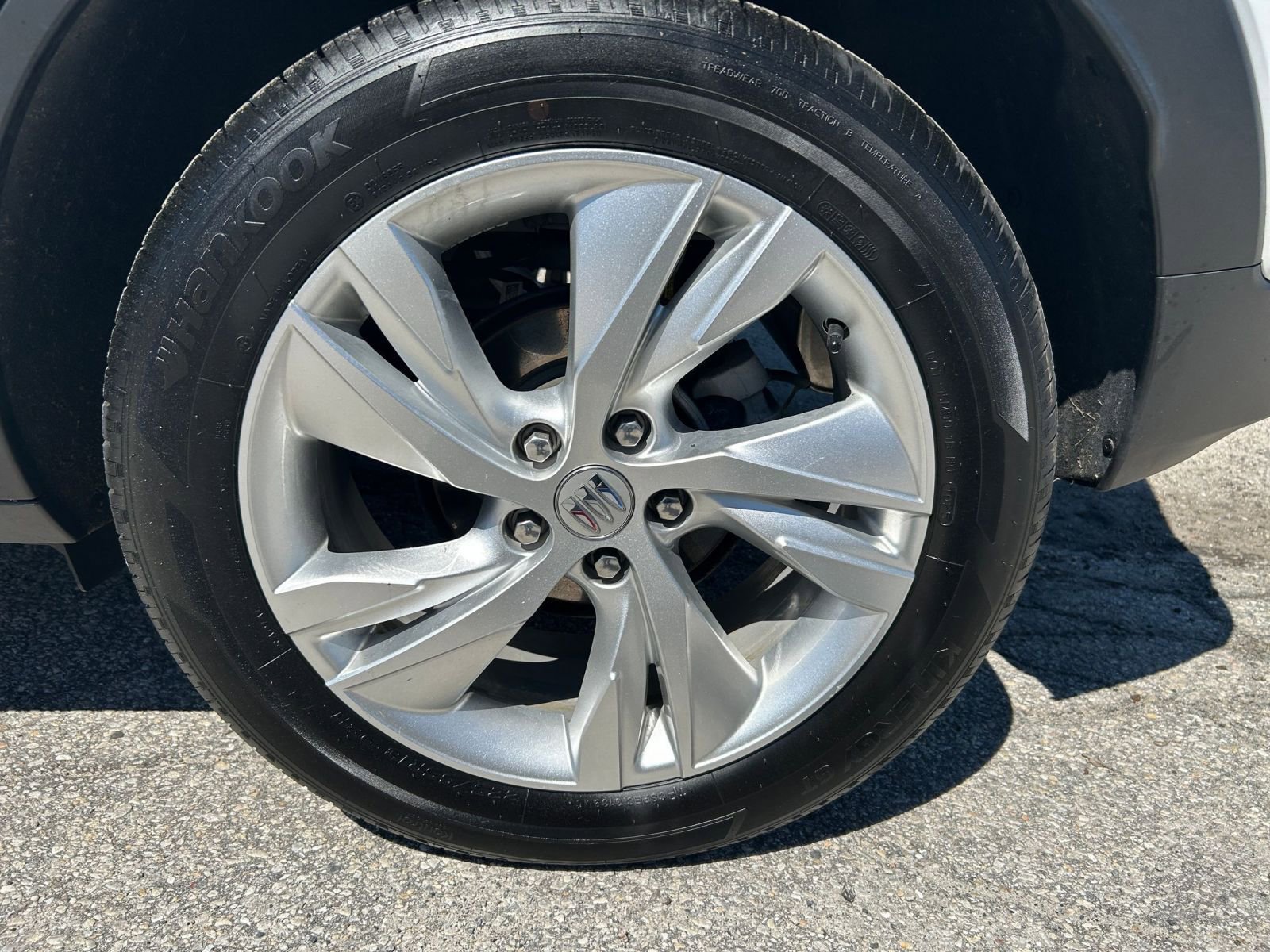 Used 2025 Buick Encore GX Preferred image 24