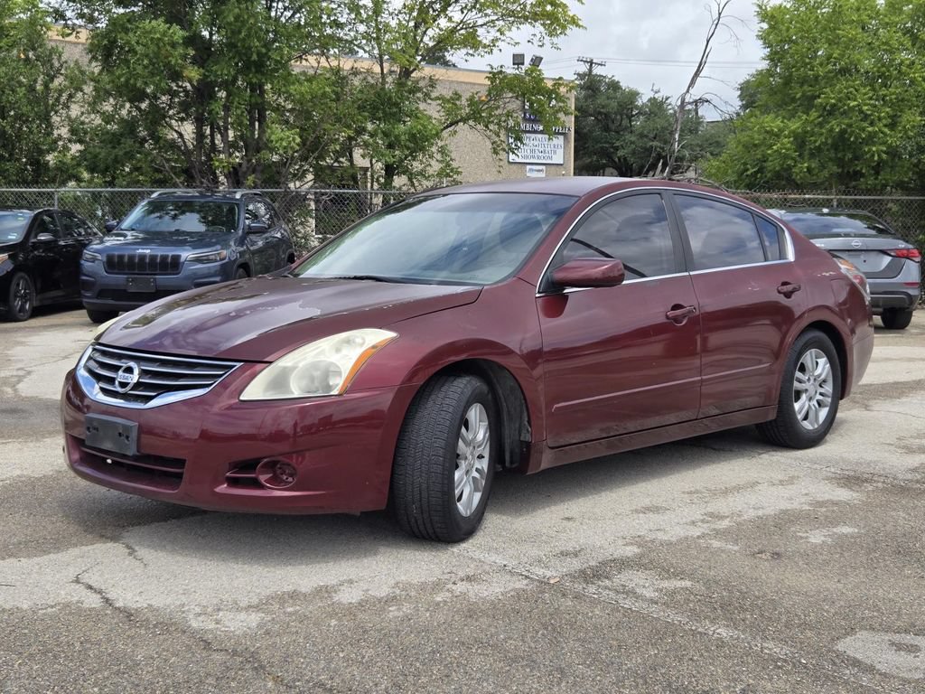 Used 2011 Nissan Altima 2.5 S w/ Convenience Pkg FWD image 3