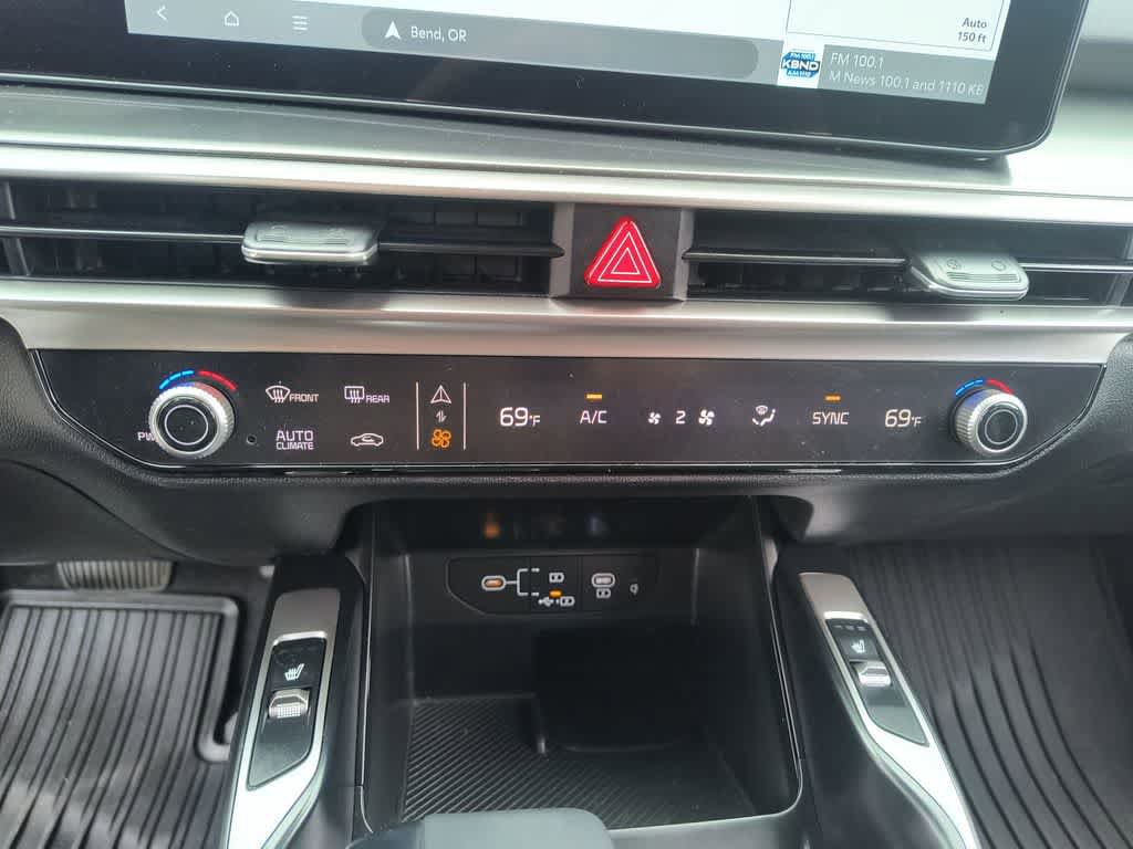 Used 2025 Kia Sorento EX w/ Panoramic Sunroof Package AWD/4WD image 19