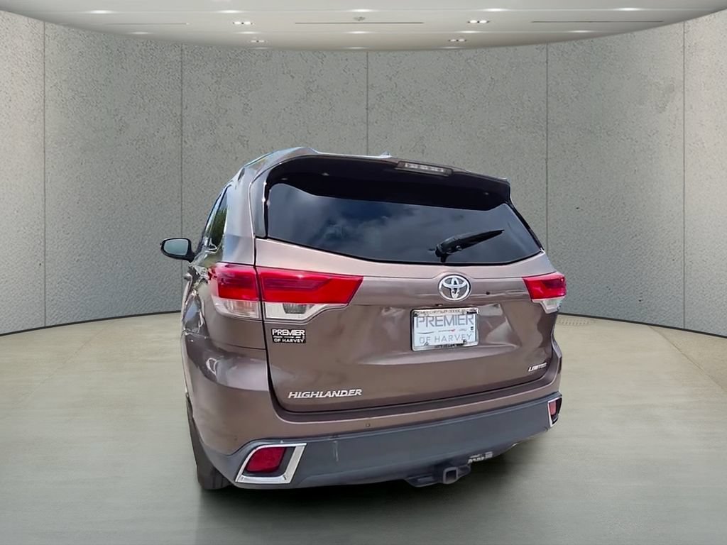 Used 2019 Toyota Highlander Limited FWD image 44