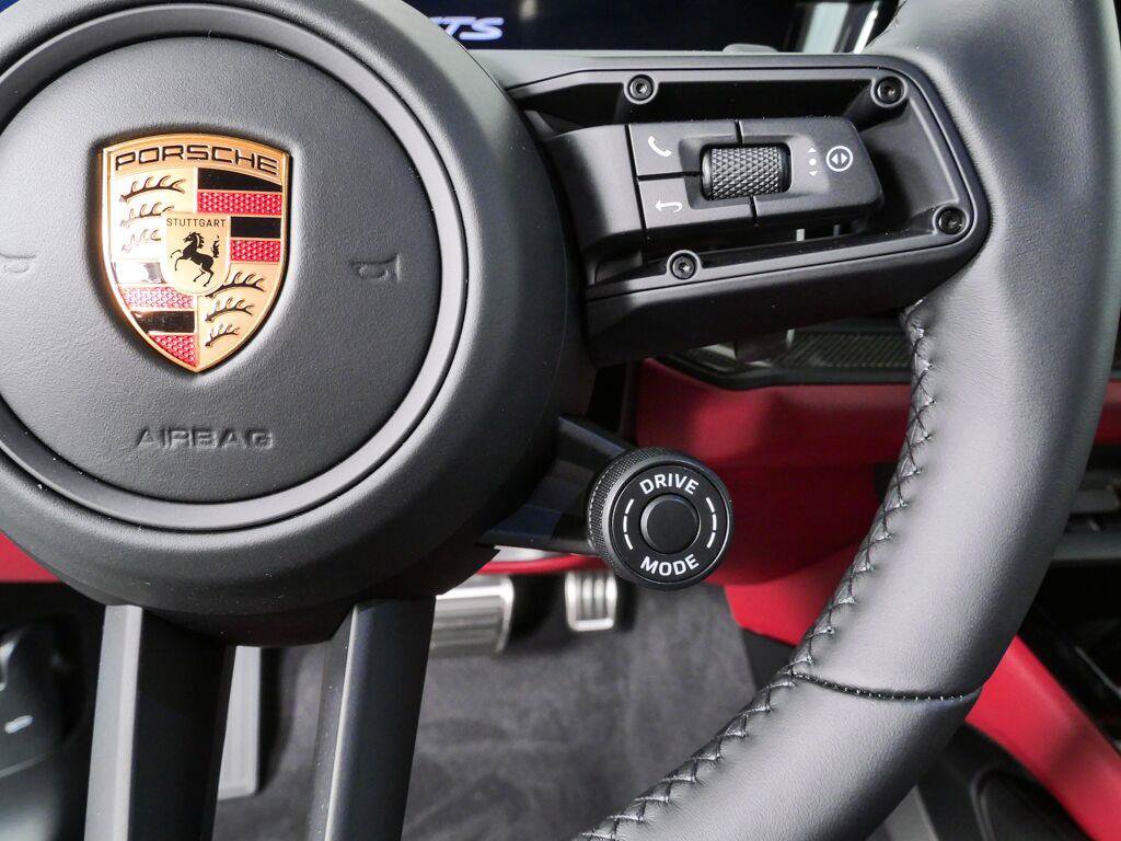 New 2026 Porsche Cayenne GTS AWD/4WD image 11