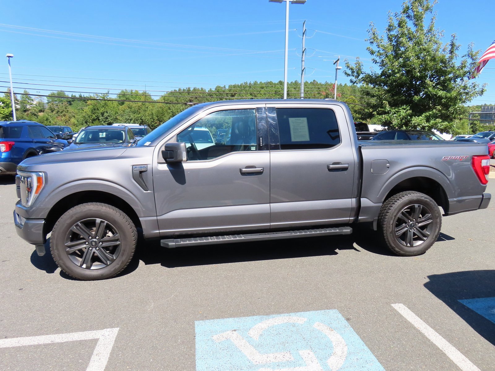 Used 2021 Ford F150 Lariat w/ Equipment Group 502A High image 8