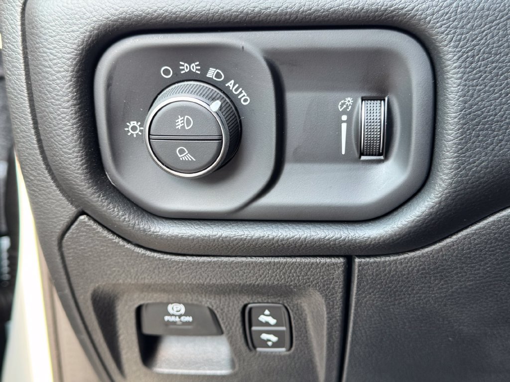 New 2026 RAM 1500 Big Horn w/ Night Edition AWD/4WD image 26
