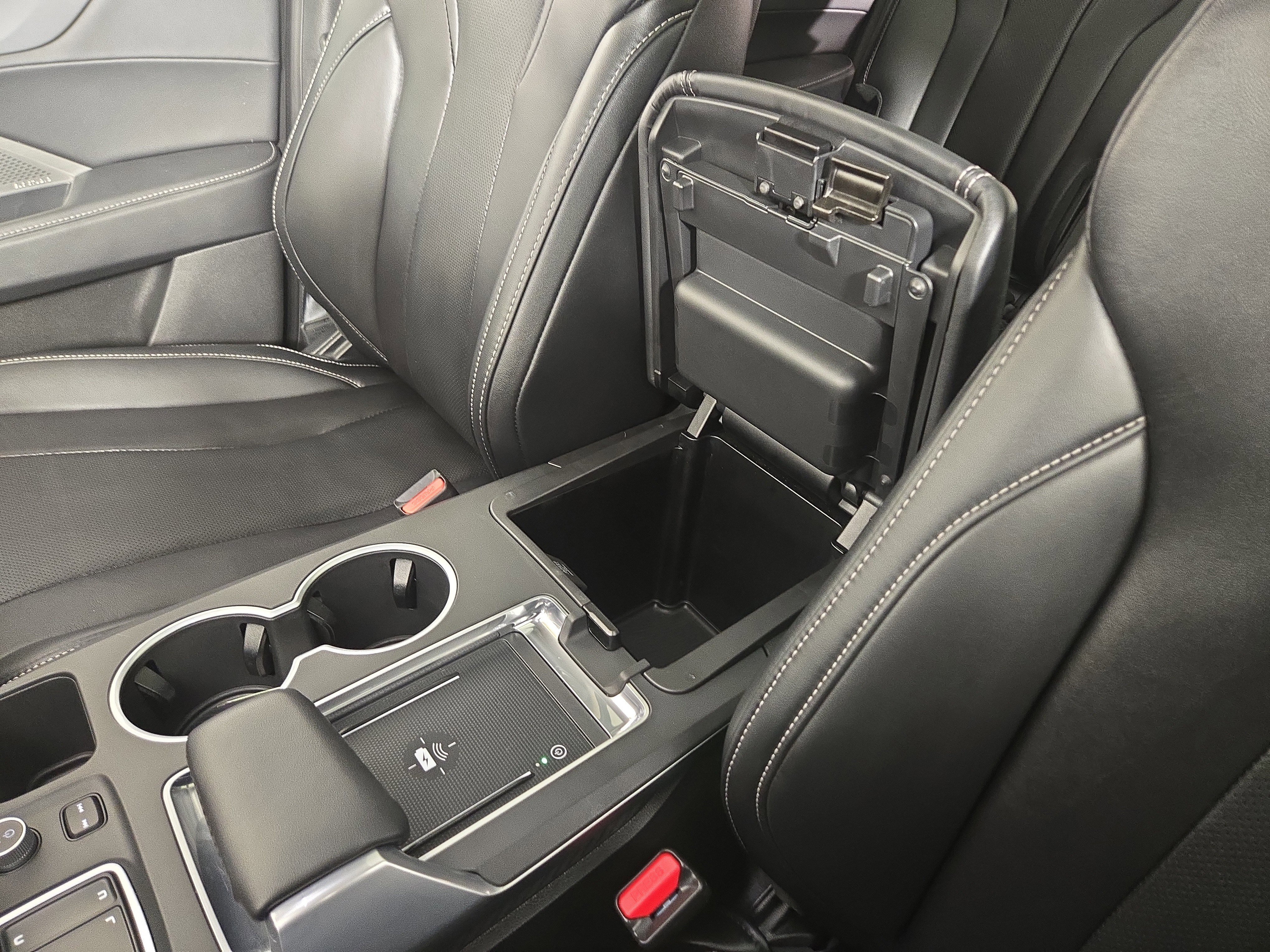 Used 2024 Acura MDX SH-AWD w/ Technology Package image 31