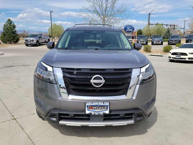 Used 2024 Nissan Pathfinder Platinum w/ Cargo Package AWD/4WD image 5