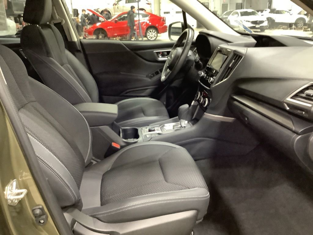 Certified 2022 Subaru Forester Premium image 4
