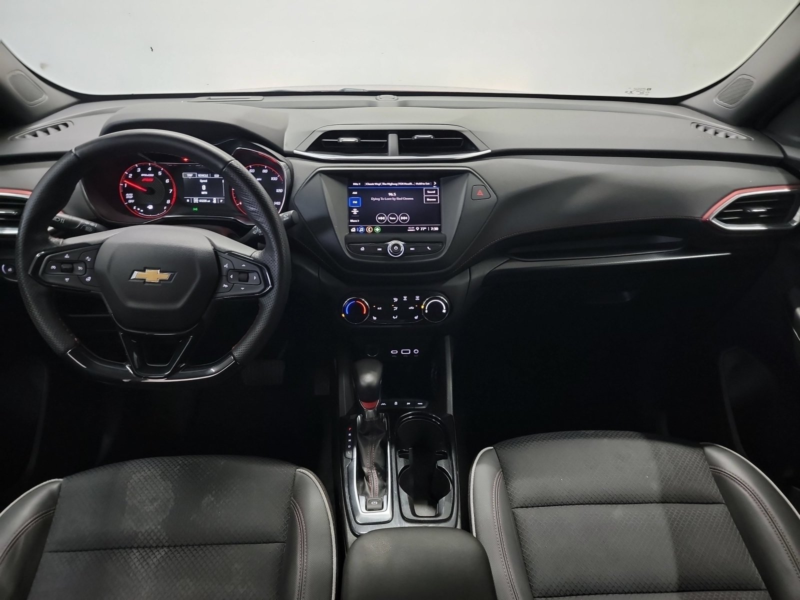 Used 2023 Chevrolet TrailBlazer RS AWD/4WD image 15