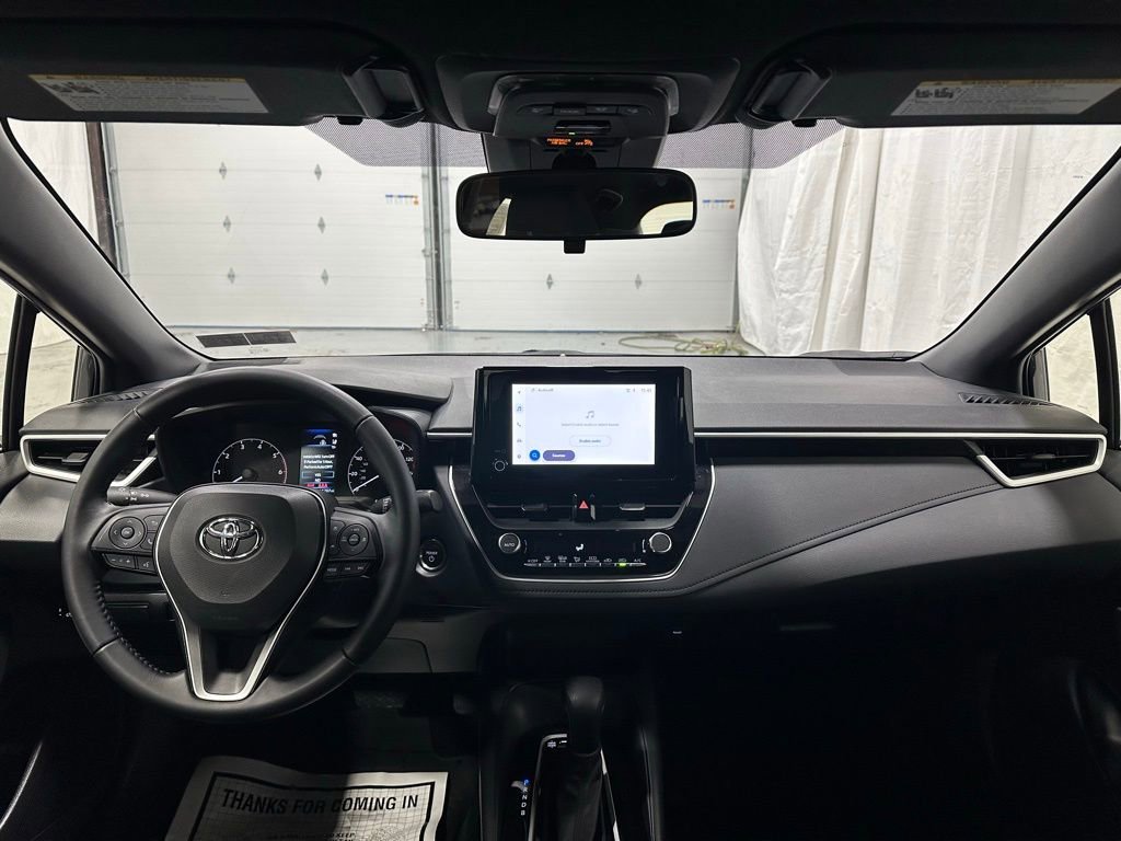 Used 2025 Toyota Corolla SE image 42