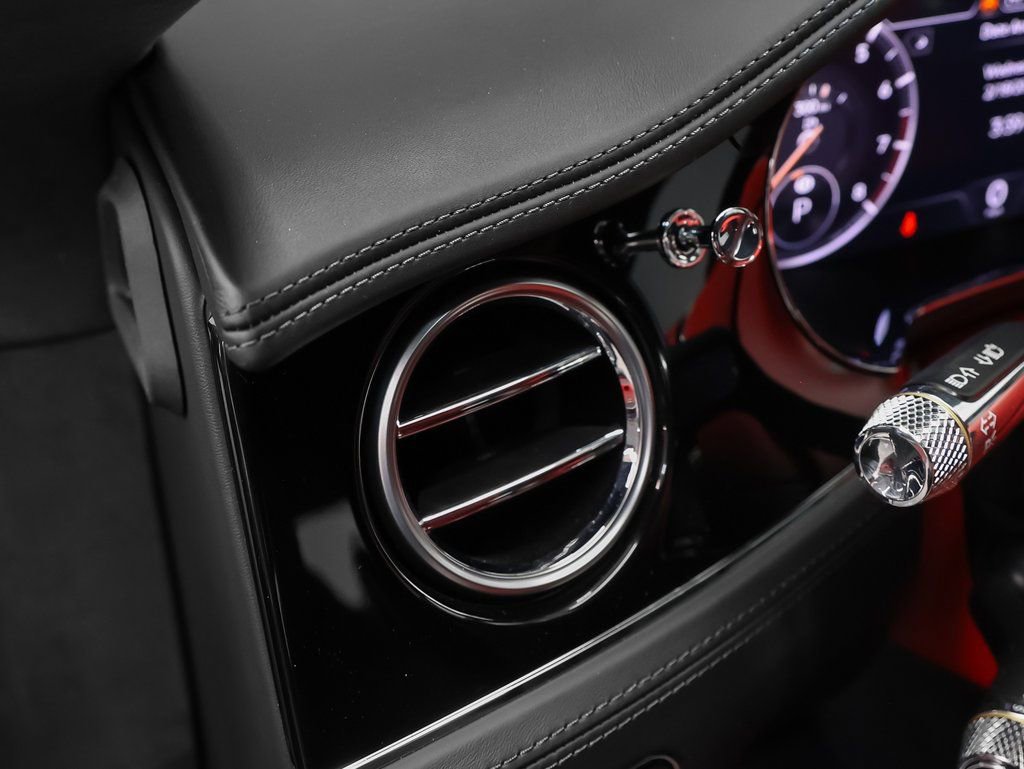 Used 2022 Bentley Continental GT image 48