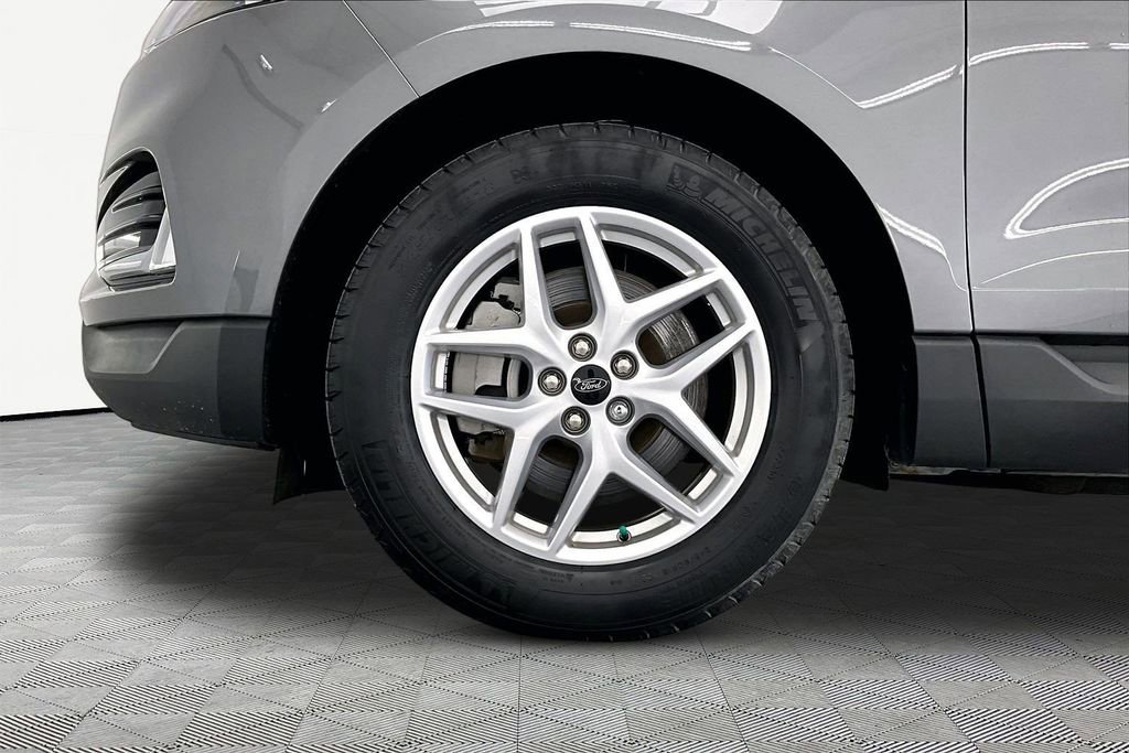 Certified 2023 Ford Edge SEL w/ Convenience Package AWD/4WD image 9
