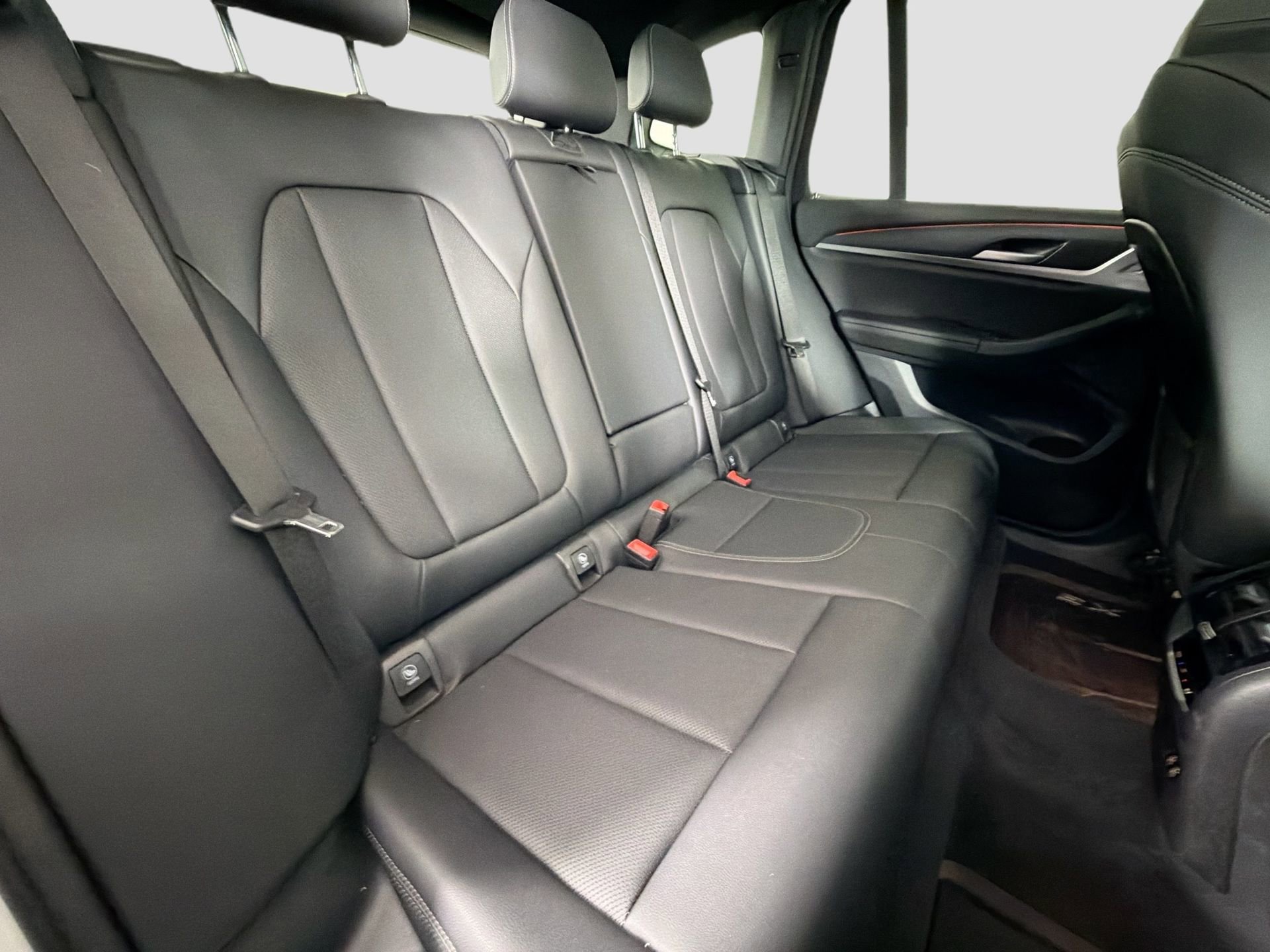 Certified 2024 BMW X3 xDrive30i w/ Convenience Package image 28